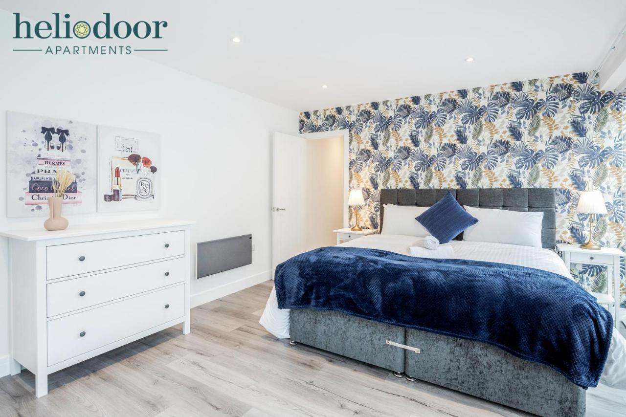 Milton Keynes Apartments, Sleeps Up To 5, Free Parking, Free Wifi & Movies, 7 Mins Drive To Milton Keynes Central Station For Direct Trains To London & The North Luaran gambar