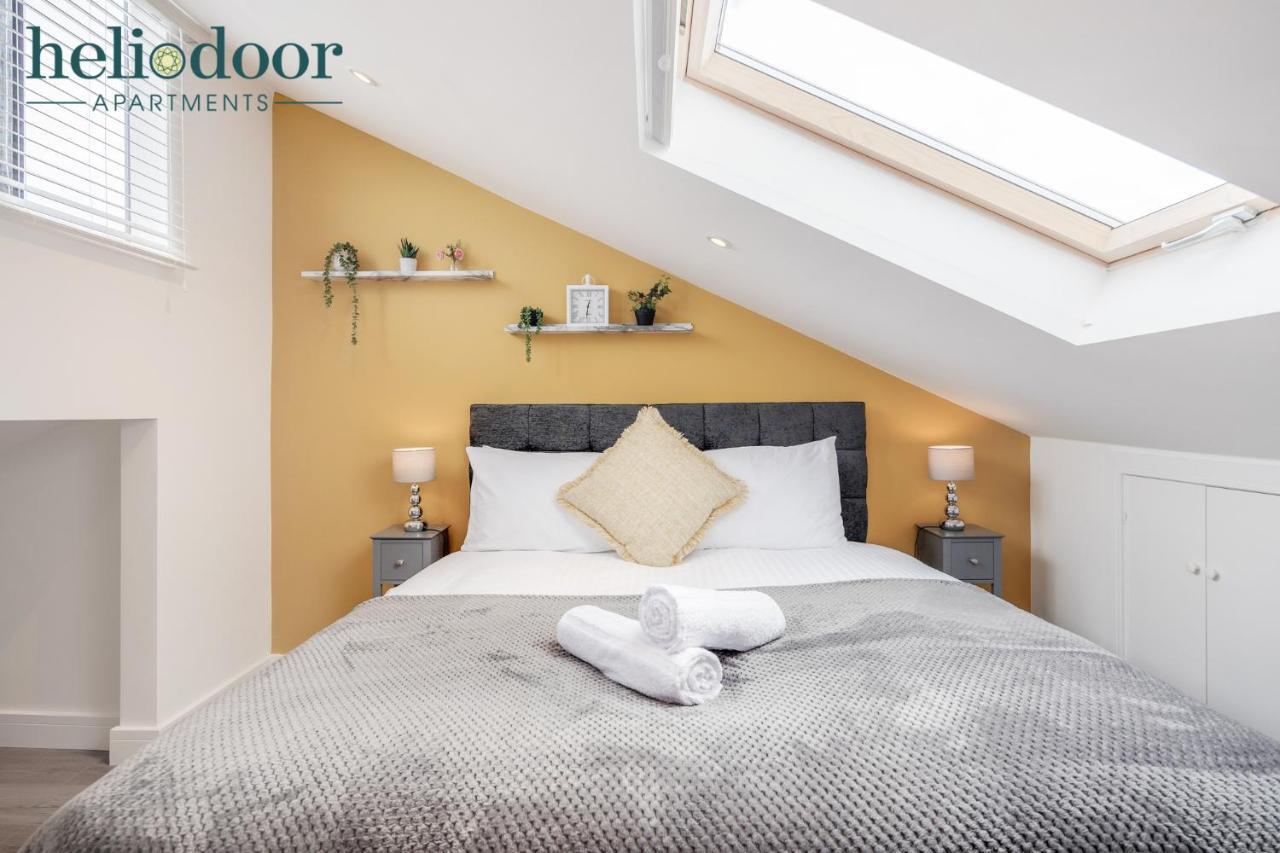Milton Keynes Apartments, Sleeps Up To 5, Free Parking, Free Wifi & Movies, 7 Mins Drive To Milton Keynes Central Station For Direct Trains To London & The North Luaran gambar