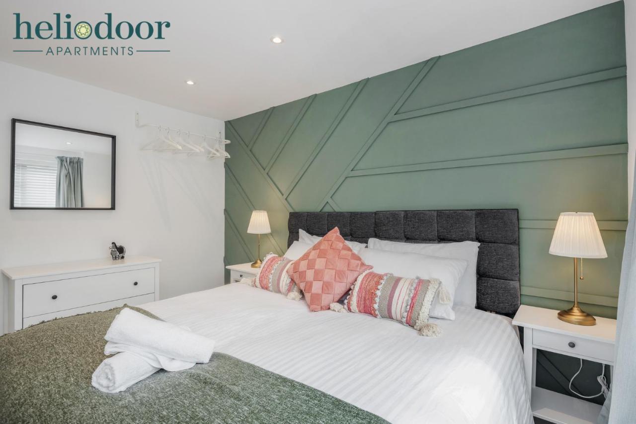 Milton Keynes Apartments, Sleeps Up To 5, Free Parking, Free Wifi & Movies, 7 Mins Drive To Milton Keynes Central Station For Direct Trains To London & The North Luaran gambar